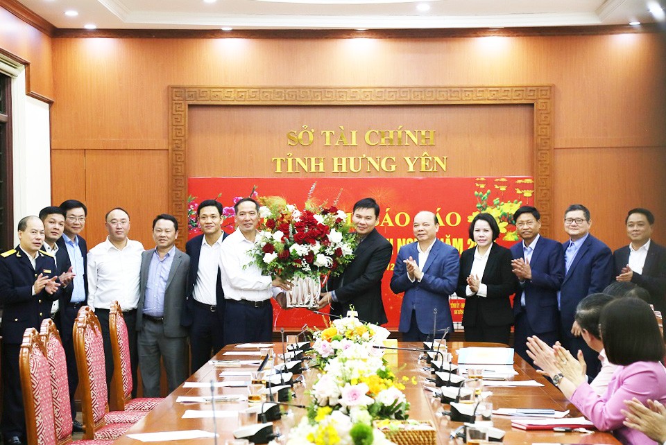 Hải quan khu vực IV chung tay đưa Hưng Yên vào “câu lạc bộ” thu ngân sách 100.000 tỷ đồng