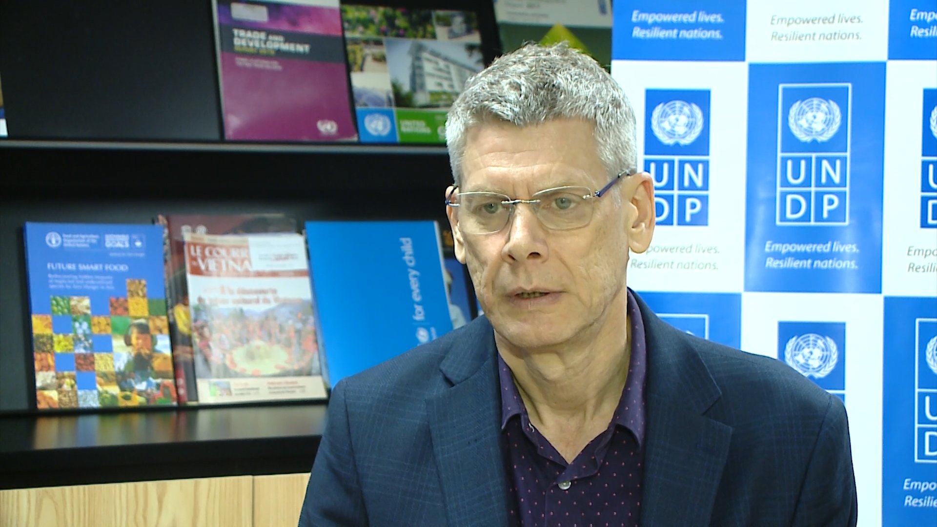 Nguyên Kinh tế trưởng UNDP: Việt Nam ghi dấu ấn tăng trưởng mạnh mẽ trong nhiệm kỳ vừa qua- Ảnh 1. Nguyên Kinh tế trưởng UNDP: Việt Nam ghi dấu ấn tăng trưởng mạnh mẽ trong nhiệm kỳ vừa qua- Ảnh 1.