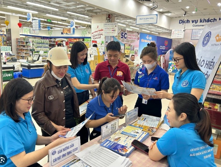 Các nhân tố ảnh hưởng tới việc tham gia bảo hiểm xã hội tự nguyện của người lao động tự do tại TP. Thanh Hóa(*)