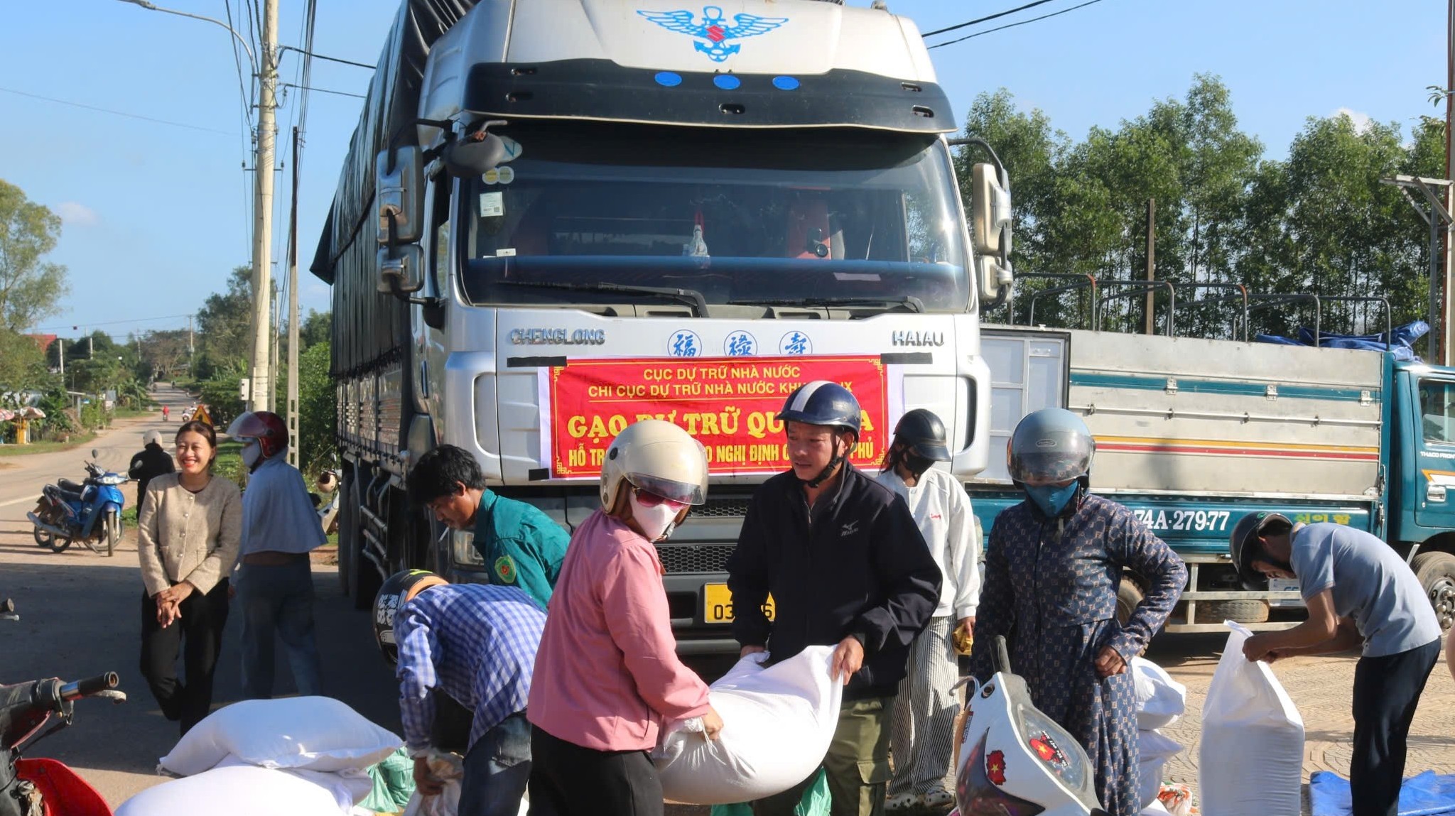 Bài 1: Tinh gọn bộ máy gắn với phân cấp, phân quyền hiệu quả
