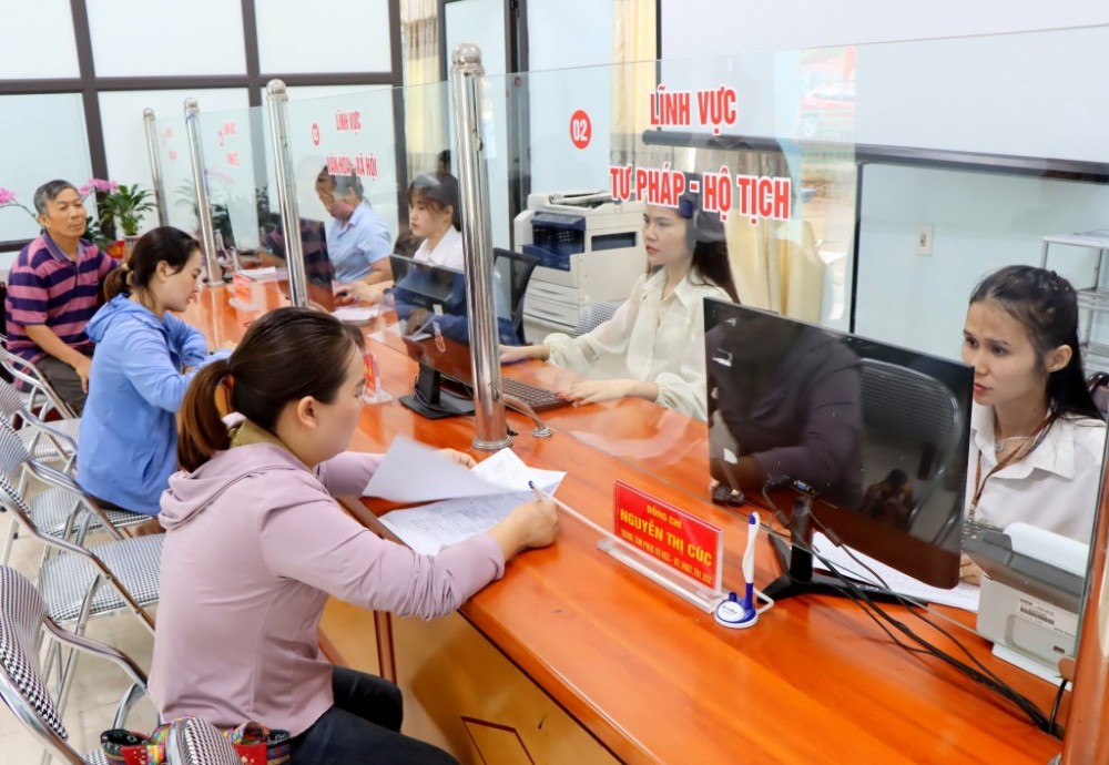 Xây dựng chế độ, chính sách tiền lương phù hợp với thực tiễn Xây dựng chế độ, chính sách tiền lương phù hợp với thực tiễn