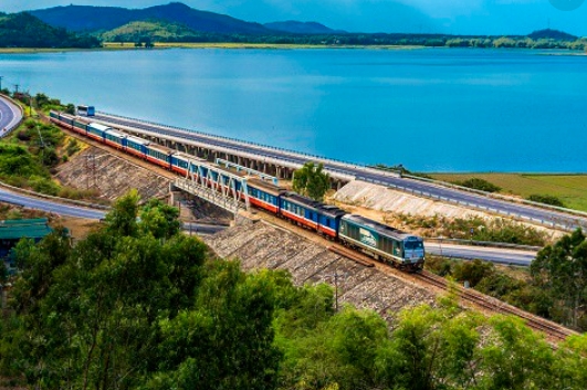 Đề xuất giảm phí sử dụng hạ tầng đường sắt xuống 2% trong giai đoạn 2026–2027