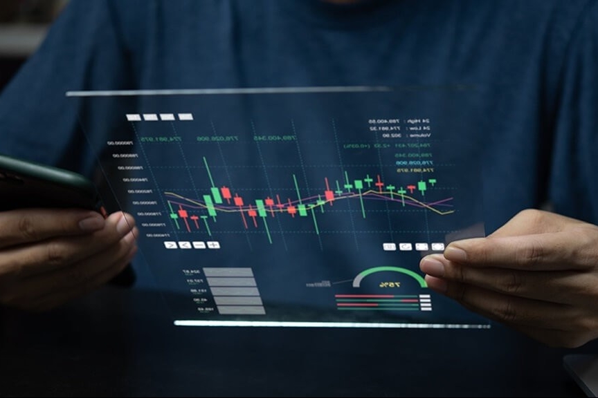 Vì sao các quỹ cổ phiếu "lệch nhịp" tăng của VN-Index?