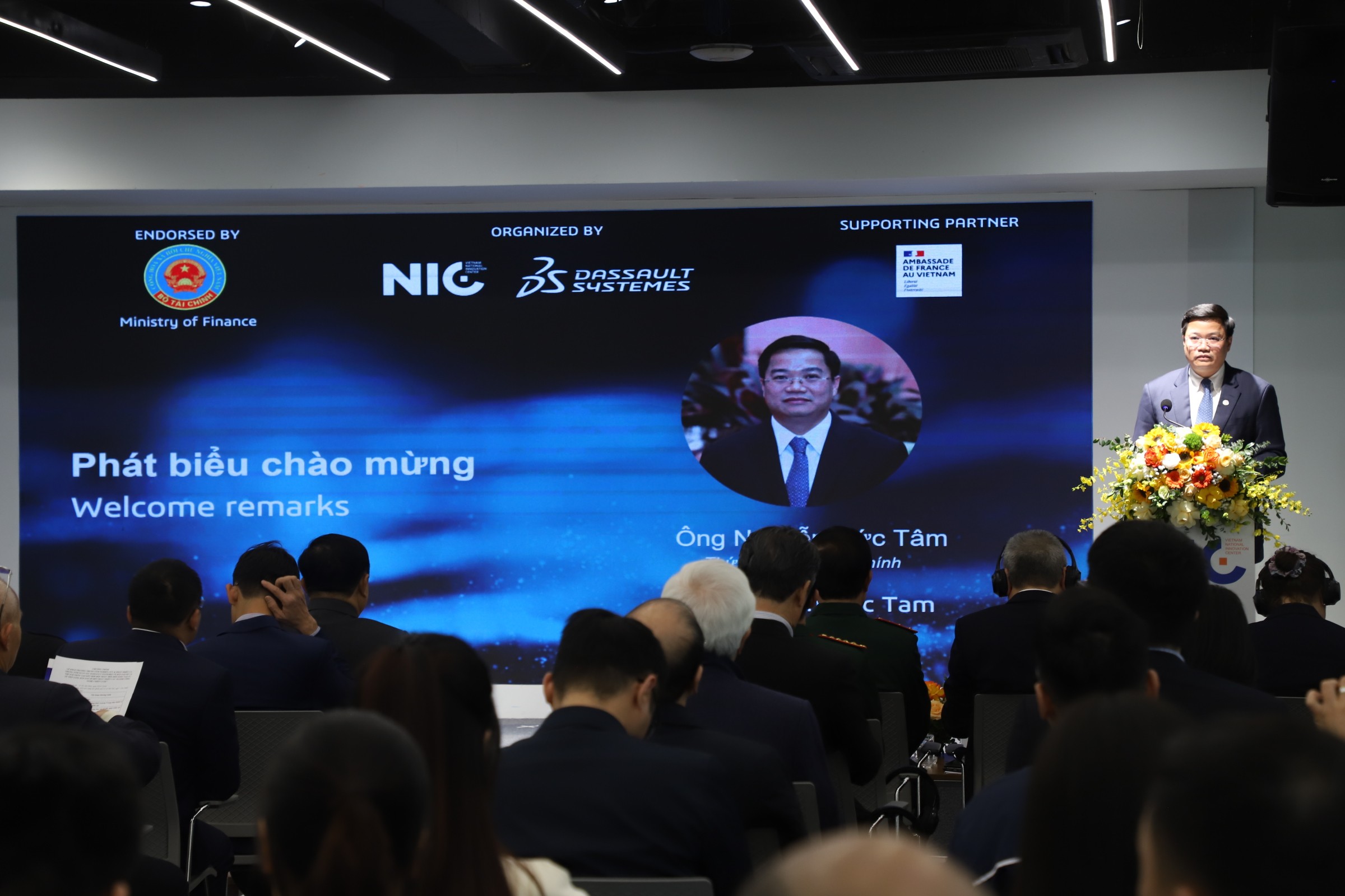 Thúc đẩy đổi mới sáng tạo, hỗ trợ doanh nghiệp Việt Nam Thúc đẩy đổi mới sáng tạo, hỗ trợ doanh nghiệp Việt Nam