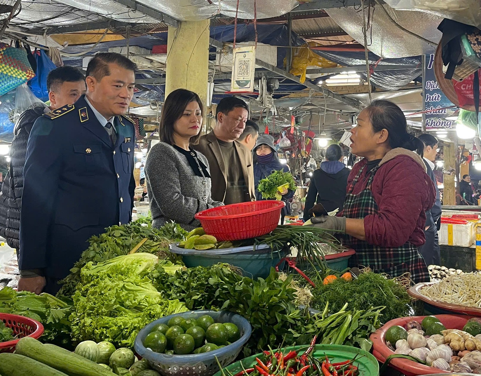Lập 7 đoàn kiểm tra, kiểm soát thị trường dịp tết Bính Ngọ 2026