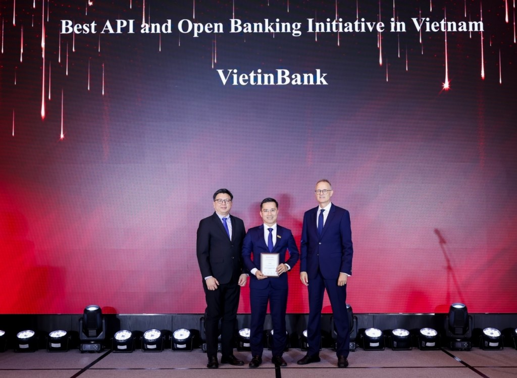 Giải pháp kết nối của VietinBank: Lời giải toàn diện cho xu hướng tài chính số 2026 Giải pháp kết nối của VietinBank: Lời giải toàn diện cho xu hướng tài chính số 2026