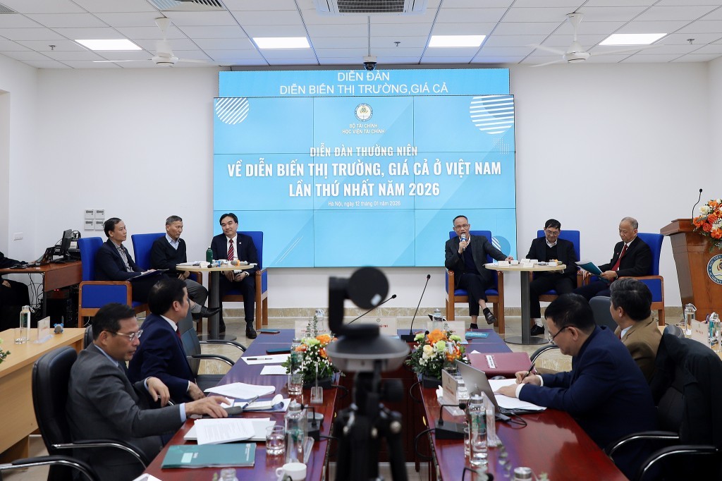 Hướng tới tăng trưởng 2 con số gắn với kiểm soát lạm phát