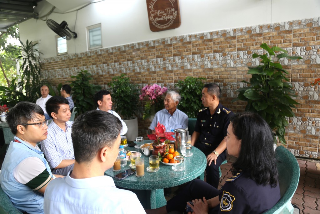 Chương trình bàn tròn doanh nghiệp của Hải quan Khu công nghệ cao hấp dẫn doanh nghiệp FDI