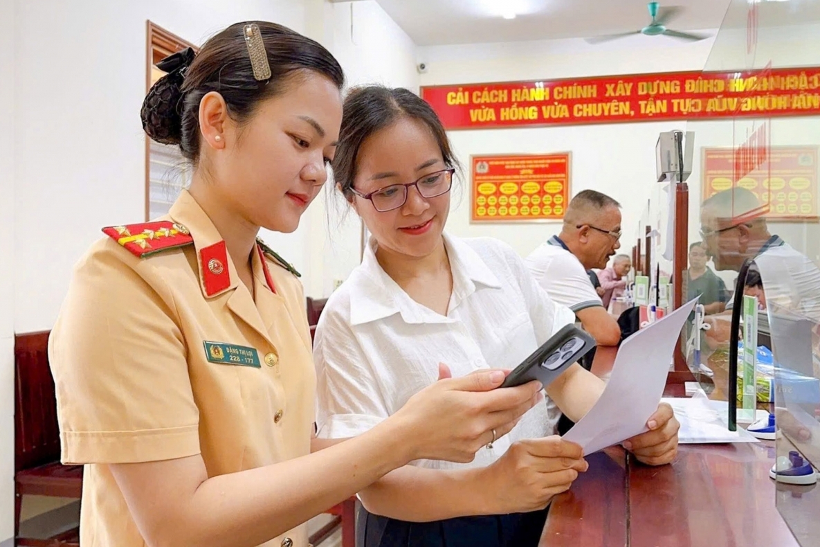 INFOGRAPHIC: Lệ phí đăng ký và cấp biển phương tiện giao thông