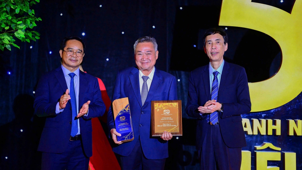 10 kết quả nổi bật của Điện lực TP. Hồ Chí Minh năm 2025 10 kết quả nổi bật của Điện lực TP. Hồ Chí Minh năm 2025