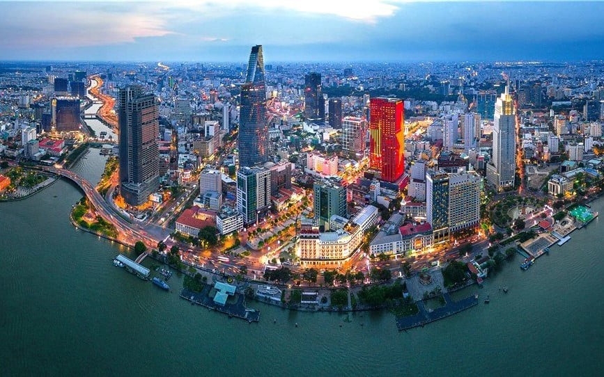 dinh vi va loi the canh tranh cua viet nam trong ban do trung tam tai chinh quoc te