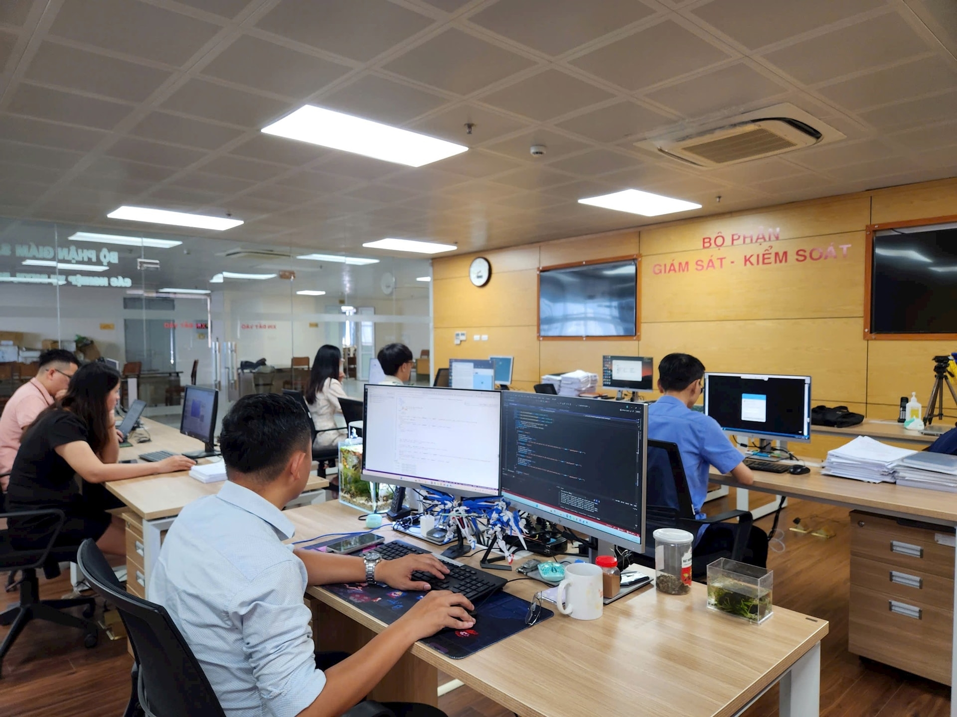Đưa khoa học, công nghệ, đổi mới sáng tạo và chuyển đổi số trở thành động lực phát triển Đưa khoa học, công nghệ, đổi mới sáng tạo và chuyển đổi số trở thành động lực phát triển