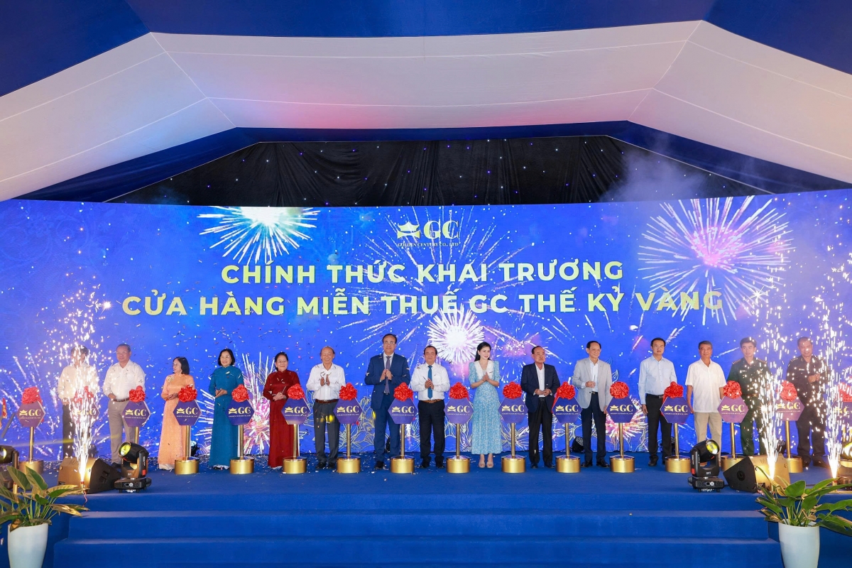 Đầu tư cửa hàng miễn thuế để đón dòng khách quốc tế tăng mạnh