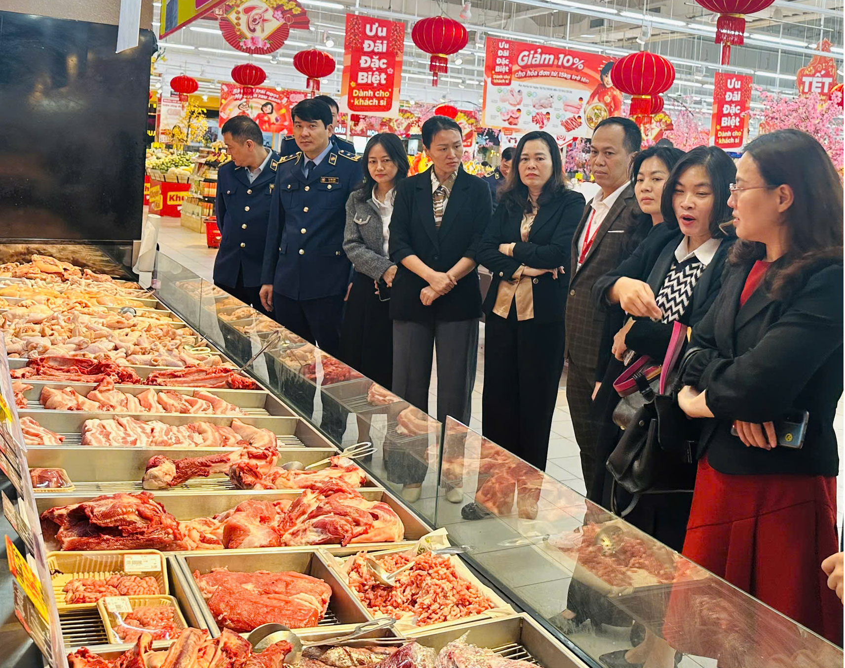 Tăng cường kiểm soát không để hàng giả “len lỏi” vào thị trường Tết