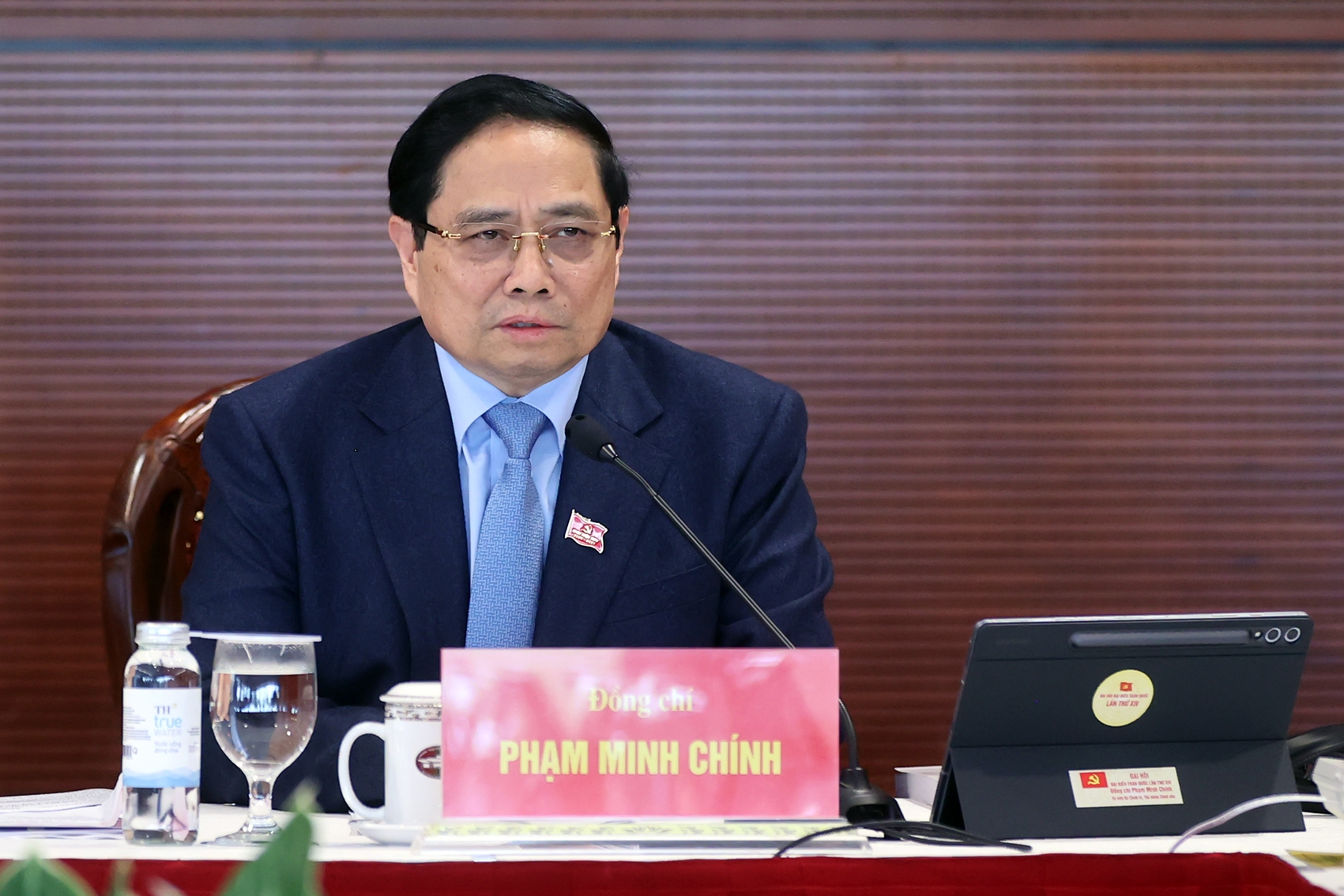 Thể chế hóa các nghị quyết của Đảng, làm mới các động lực tăng trưởng