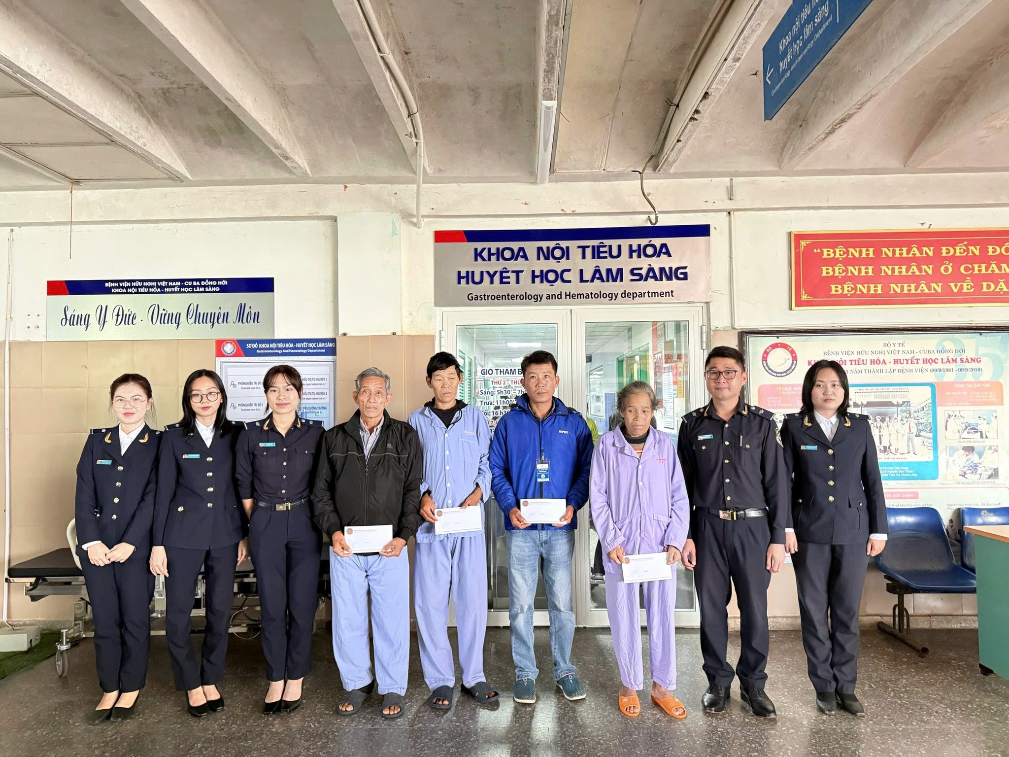 Thanh niên Hải quan khu vực IX tổ chức chuỗi hoạt động “Xuân yêu thương”