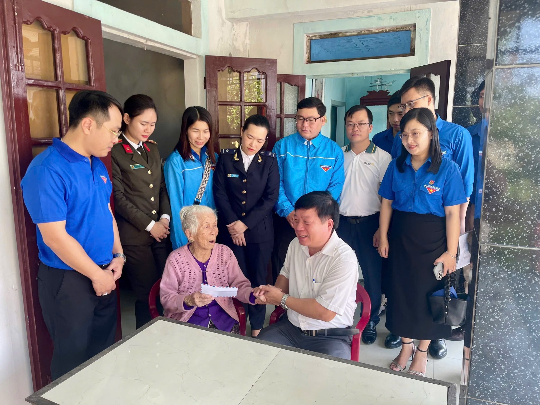 Thanh niên Hải quan khu vực IX tổ chức chuỗi hoạt động “Xuân yêu thương”