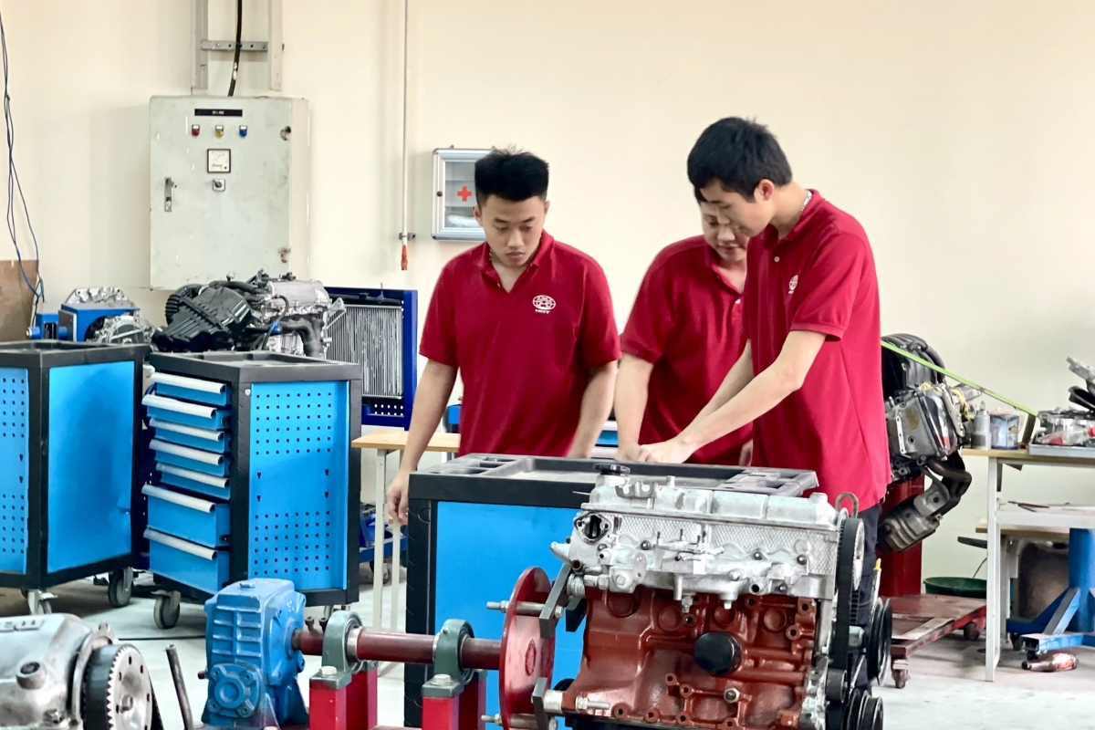 Giá dịch vụ y tế, giáo dục: Cân bằng CPI gắn với an sinh xã hội