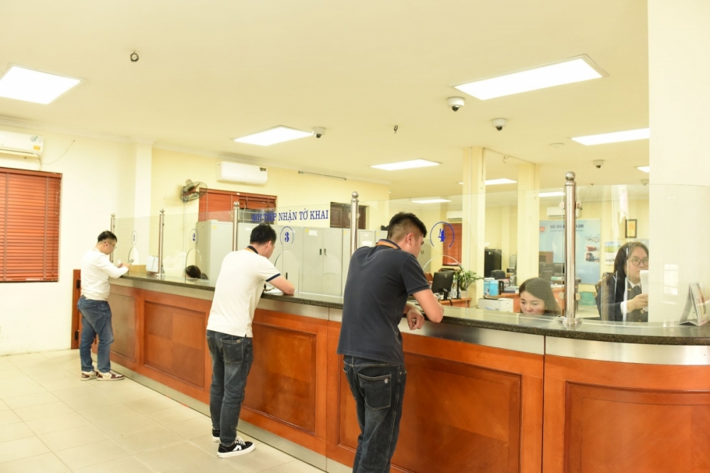 Doanh nghiệp thực hiện khai hải quan.