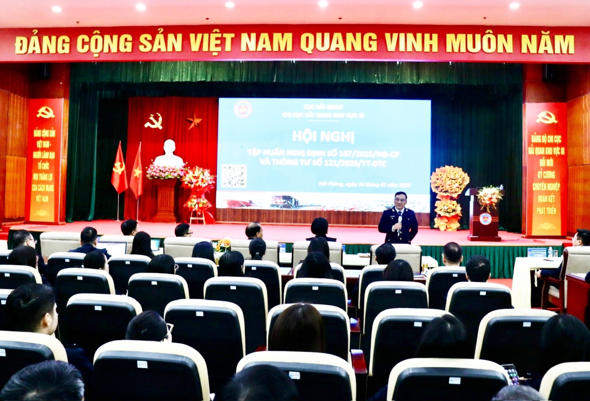 Hải quan khu vực III tập huấn Nghị định số 167 và Thông tư số 121 cho công chức và doanh nghiệp