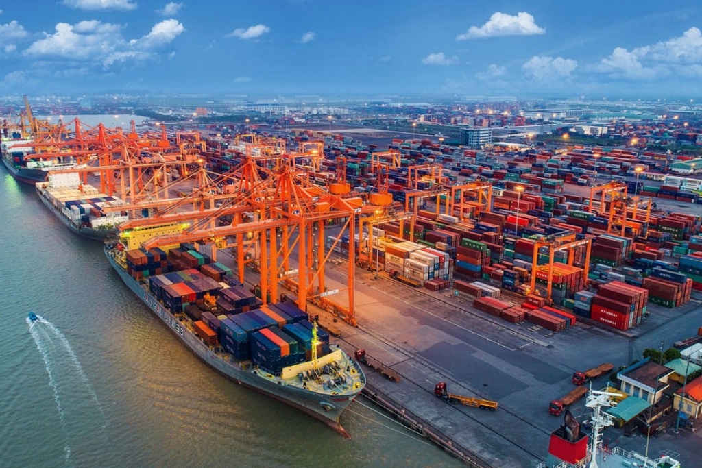 Thủ tướng chỉ đạo chống thất thu thuế và đa dạng thị trường xuất khẩu