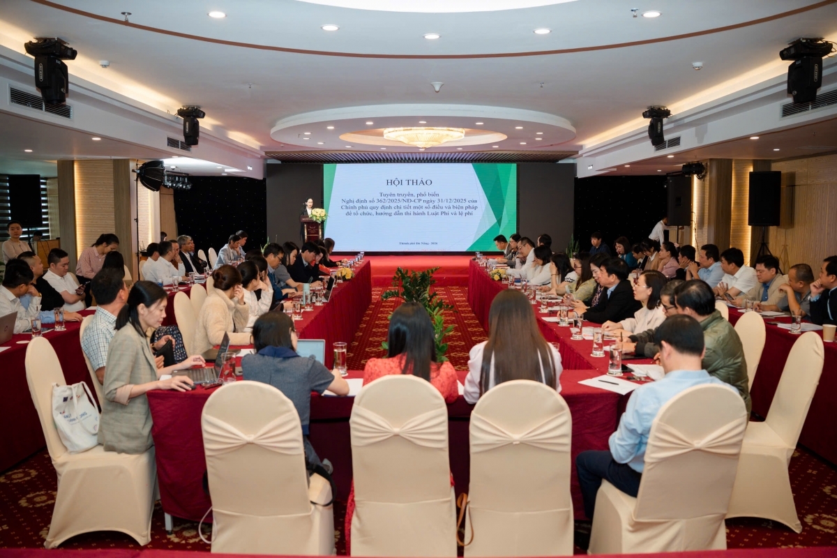 Thống nhất triển khai các quy định mới về phí nước thải, phí đường bộ và quản lý phí, lệ phí