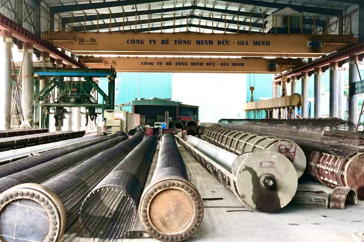 Từ biến động giá vật liệu xây dựng đến áp lực ổn định thị trường bất động sản