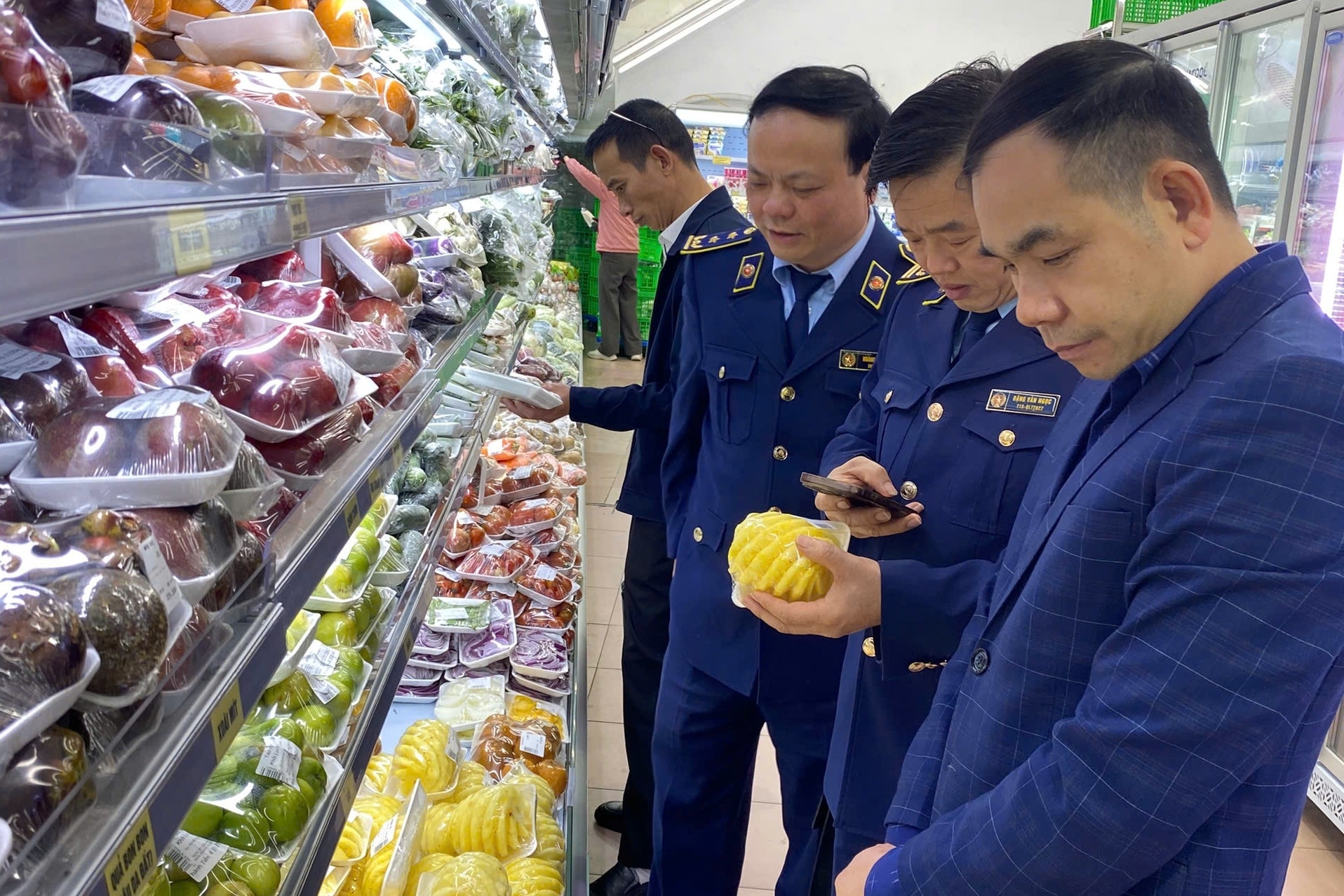 Bộ Công Thương mở chiến dịch triệt phá các đường dây, ổ nhóm buôn lậu, hàng giả