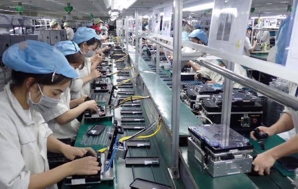 Chi lương từ 5 triệu đồng phải thanh toán không dùng tiền mặt mới được tính vào chi phí