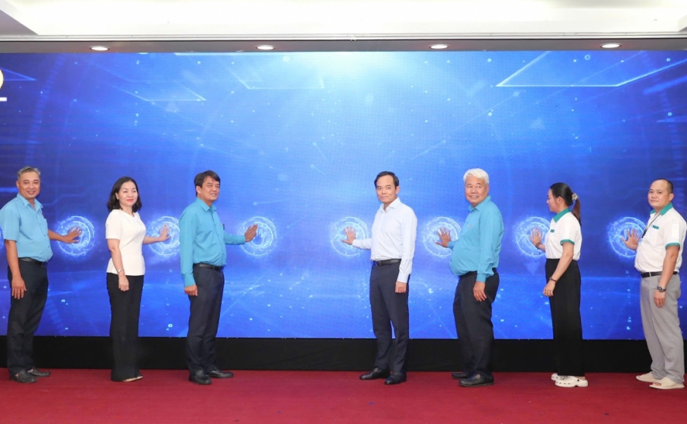TP. Hồ Chí Minh hỗ trợ 1 triệu đồng/người cho 350.000 lao động khó khăn dịp tết Nguyên đán