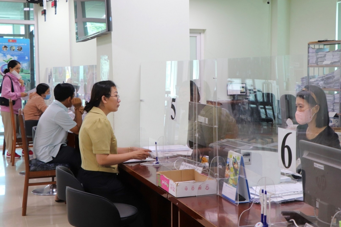 Người dân Khánh Hòa đánh giá tích cực chất lượng phục vụ của BHXH