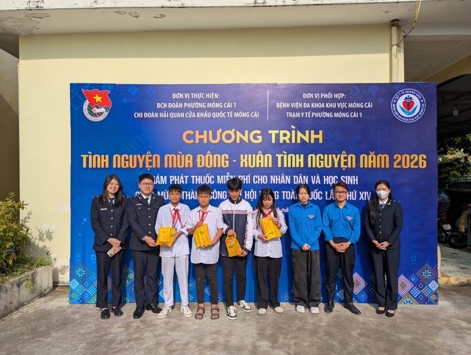Hải quan Móng Cái tổ chức nhiều hoạt động hướng đến cộng đồng