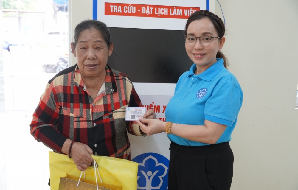 Doanh nghiệp TP. Hồ Chí Minh cùng cơ quan BHXH chung tay lo BHYT cho người dân