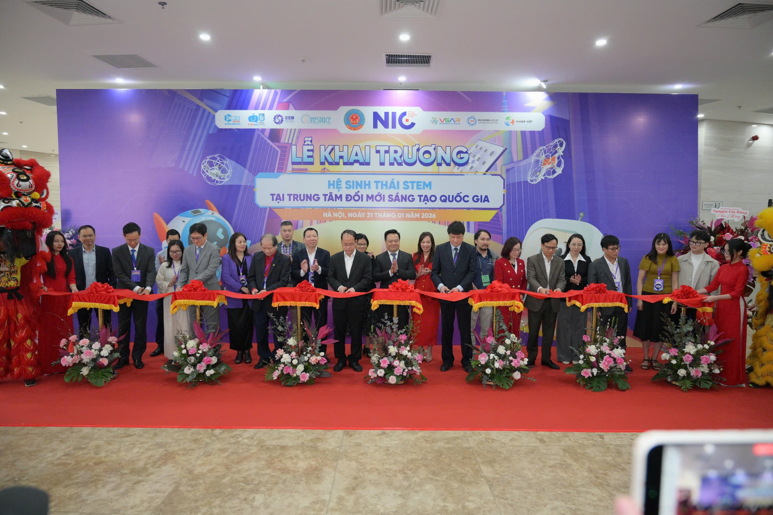 Hệ sinh thái STEM thúc đẩy giáo dục đào tạo khoa học, công nghệ, kỹ thuật, toán học Hệ sinh thái STEM thúc đẩy giáo dục đào tạo khoa học, công nghệ, kỹ thuật, toán học