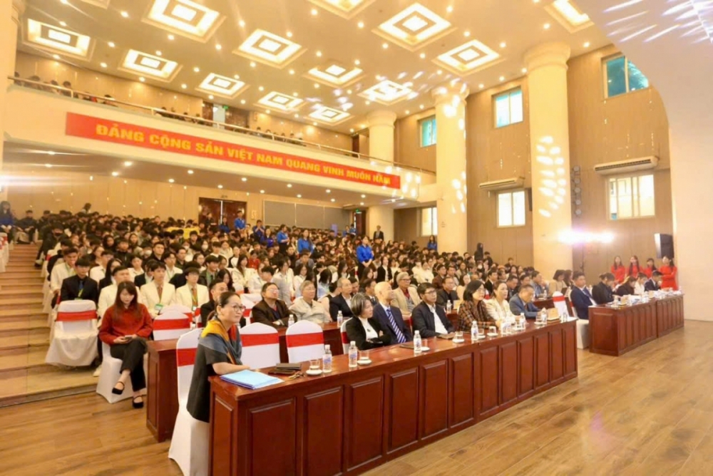 Chung kết cuộc thi Ý tưởng sáng tạo khởi nghiệp sinh viên HUBT năm học 2025 - 2026