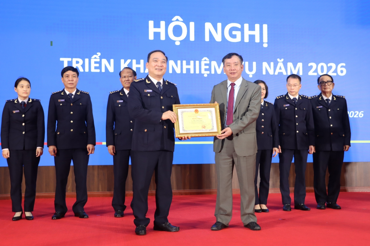Tặng Huân chương, Bằng khen cho các tập thể, cá nhân của Hải quan khu vực III