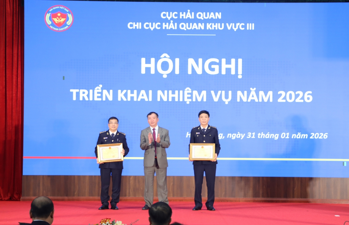 Tặng Huân chương, Bằng khen cho các tập thể, cá nhân của Hải quan khu vực III