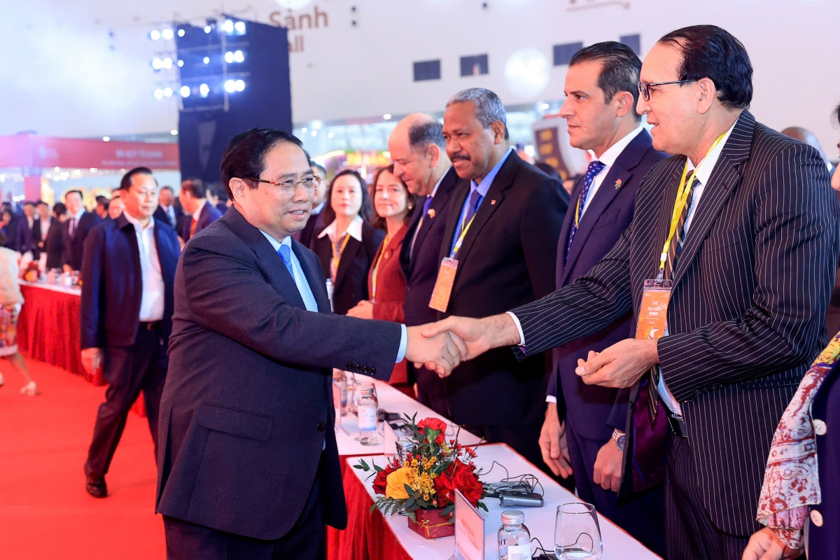 Thủ tướng Phạm Minh Chính dự lễ khai mạc Hội chợ Mùa Xuân 2026. Thủ tướng Phạm Minh Chính dự lễ khai mạc Hội chợ Mùa Xuân 2026.