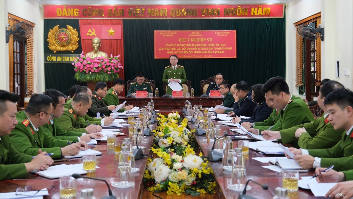 Tăng cường phối hợp đấu tranh chống buôn lậu qua biên giới Cao Bằng