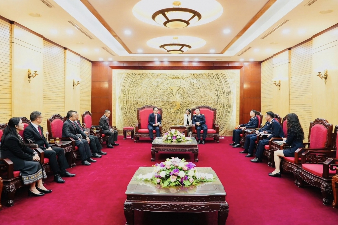 Hải quan Việt - Lào thắt chặt hợp tác