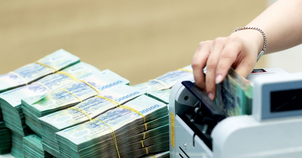 Lãi suất nhích tăng, dòng vốn vẫn hướng về doanh nghiệp Lãi suất