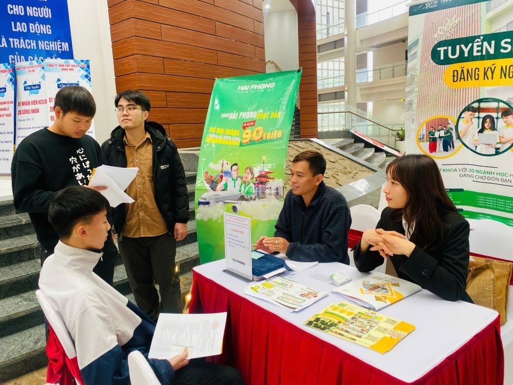 Lao động trẻ nhảy việc sớm tiềm ẩn nhiều rủi ro