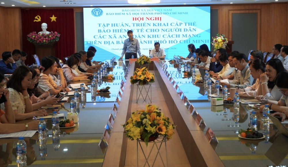 TP. Hồ Chí Minh: Khẩn trương cấp thẻ bảo hiểm y tế cho người dân các xã, phường An toàn khu