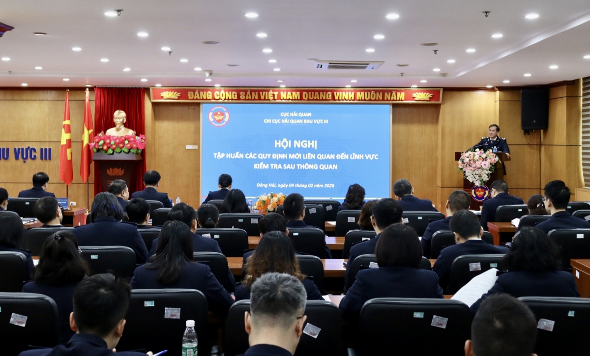 Hải quan khu vực III tập huấn các quy định mới về kiểm tra sau thông quan