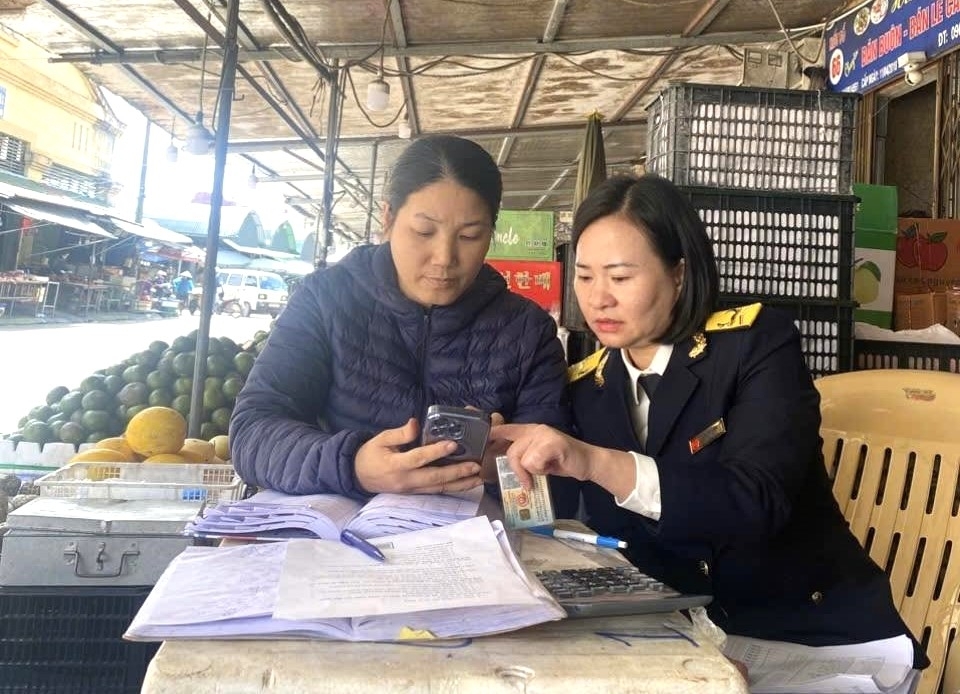 Thuế tỉnh Lạng Sơn: Triển khai nhiều giải pháp hỗ trợ hộ kinh doanh kê khai thuế