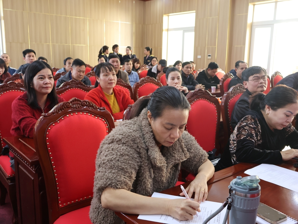 Đồng hành cùng hộ kinh doanh: Thuế cơ sở 1 Lai Châu chủ động tháo gỡ vướng mắc