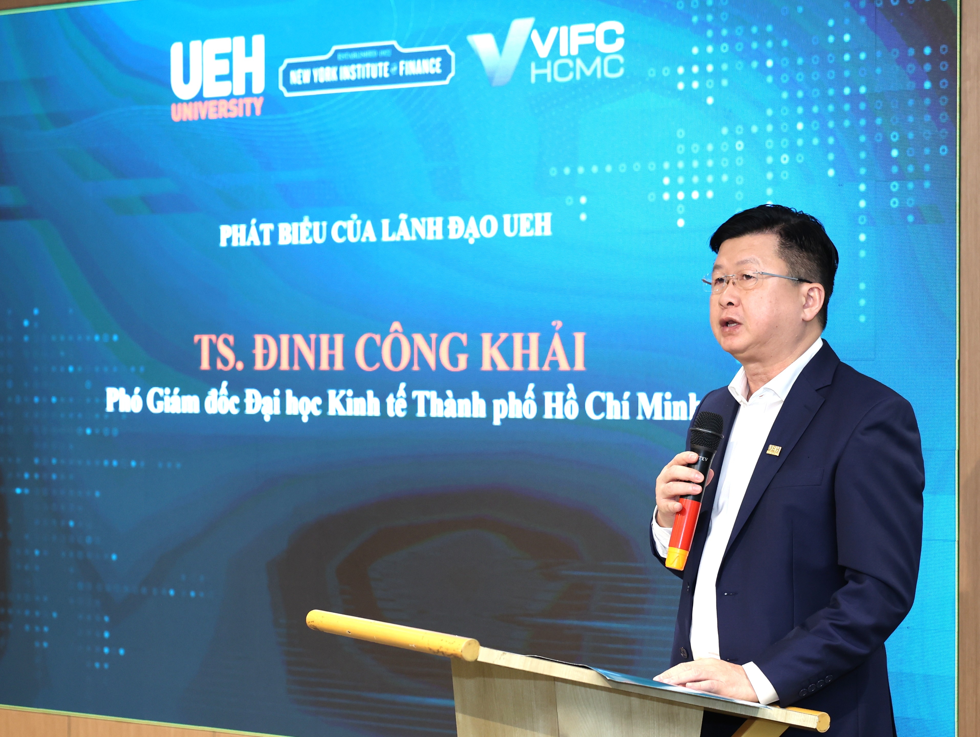45 cán bộ chủ chốt tham gia khóa đào tạo nhân sự đầu tiên cho VIFC - HCMC 45 cán bộ chủ chốt tham gia khóa đào tạo nhân sự đầu tiên cho VIFC - HCMC