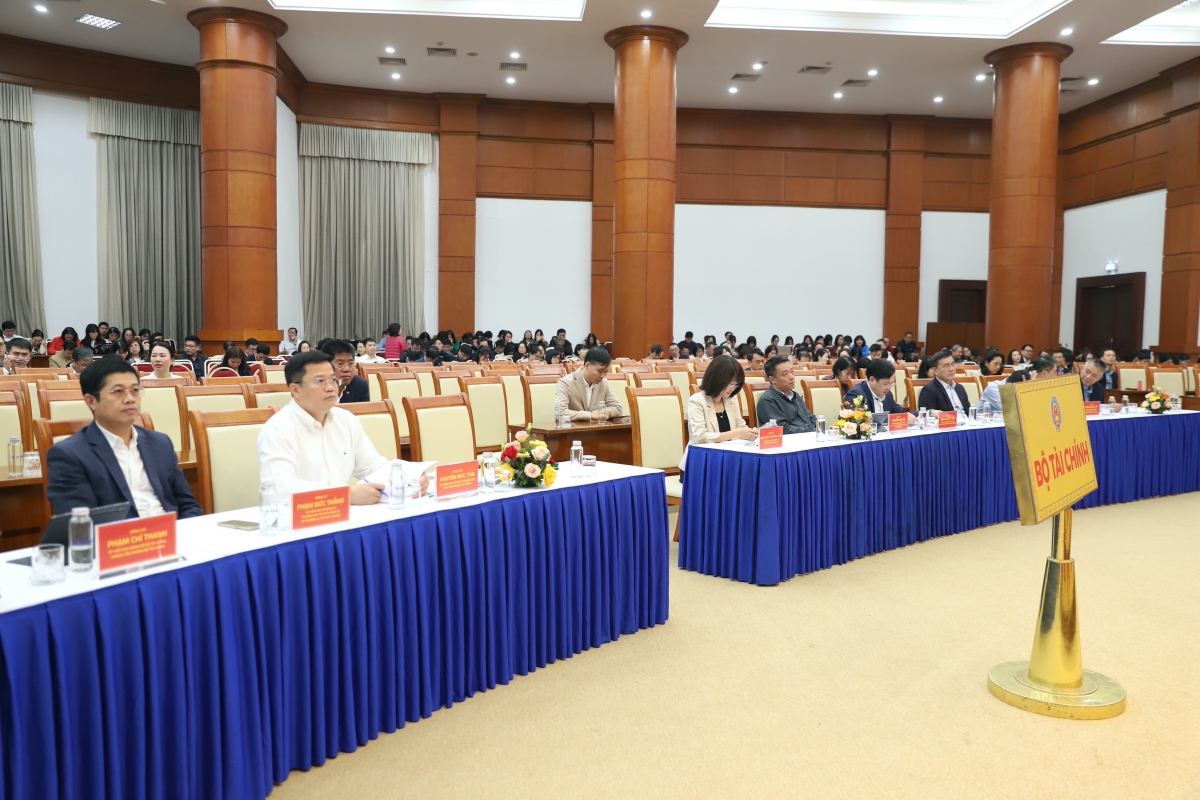 Hội nghị toàn quốc nghiên cứu, học tập, quán triệt và triển khai thực hiện Nghị quyết Đại hội XIV của Đảng Hội nghị toàn quốc nghiên cứu, học tập, quán triệt và triển khai thực hiện Nghị quyết Đại hội XIV của Đảng