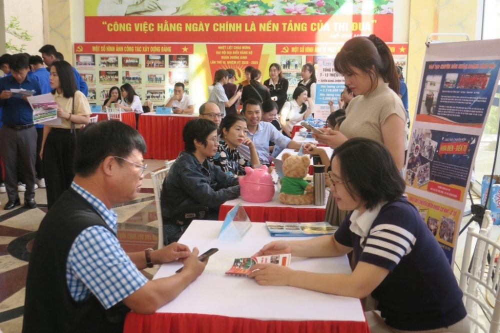 Chăm lo phúc lợi để giữ chân người lao động sau Tết
