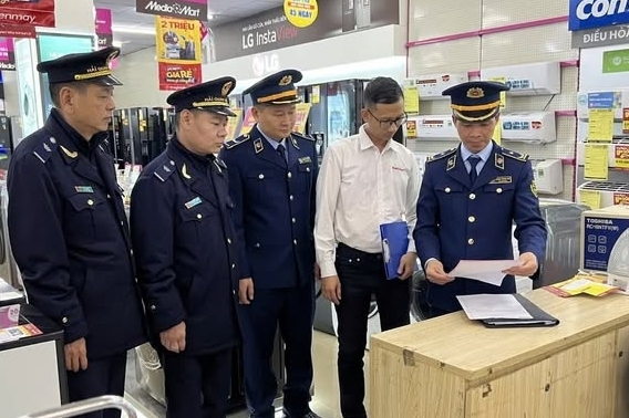 Hải quan Cẩm Phả quyết liệt chống buôn lậu dịp Tết
